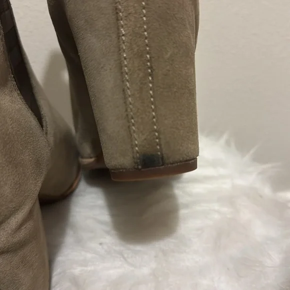 Kork-Ease Women’s Shirome Suede Bootie Ankle Boots Fall Winter - Picture 9 of 10